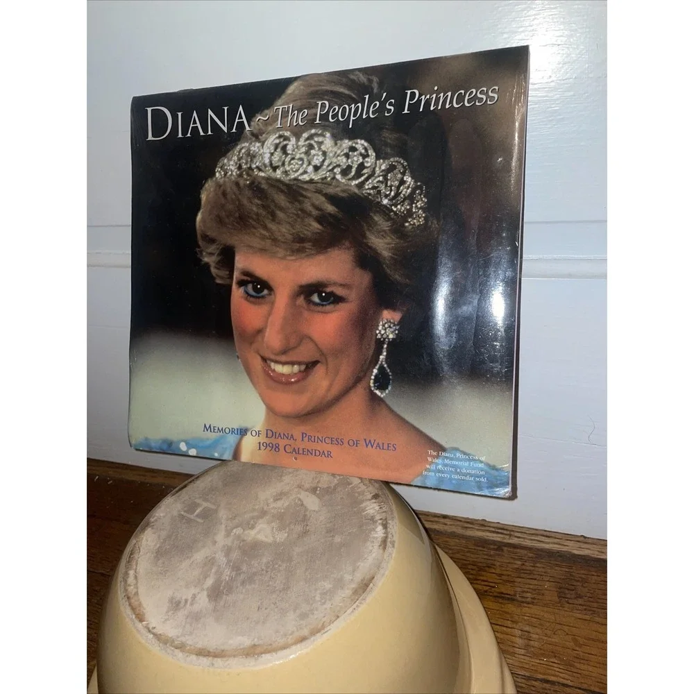 Diana Princess Of‎ Wales Calendar`1998 The Peoples Princess NEW SEALED